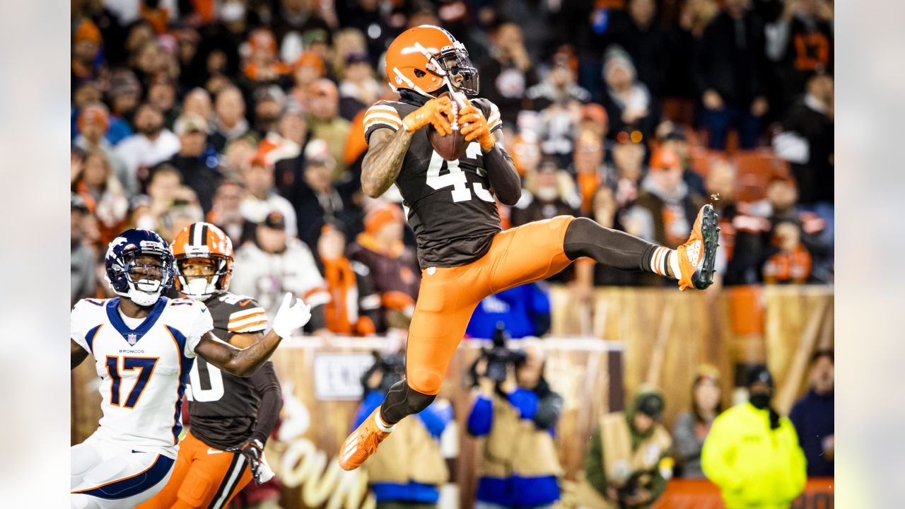 NFL 2021 Week 17: Monday Night Football Cleveland Browns vs