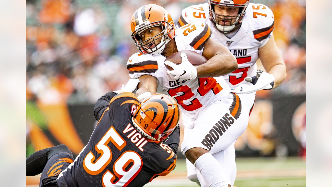 Nick Chubb, a 'pillar of the Browns organization,' rewarded with 3-year  extension