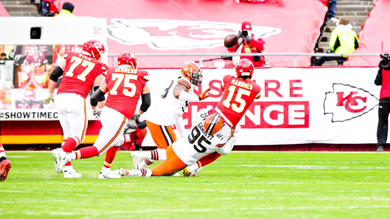 KJRH - Today, the Chiefs will take on the Browns in their last pre-season  game. You can watch the game on Channel 2 at noon! 