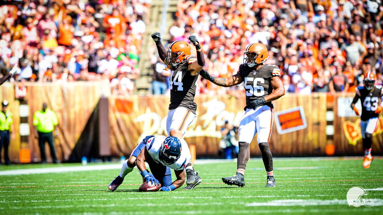 Browns overcome sloppy first half to down Texans, 31-21, in home opener 