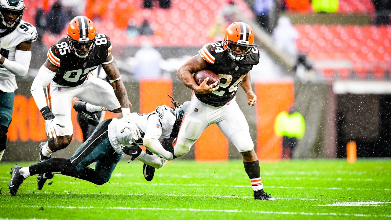 Cleveland Browns' Nick Chubb Delivers Backbreaker In Win