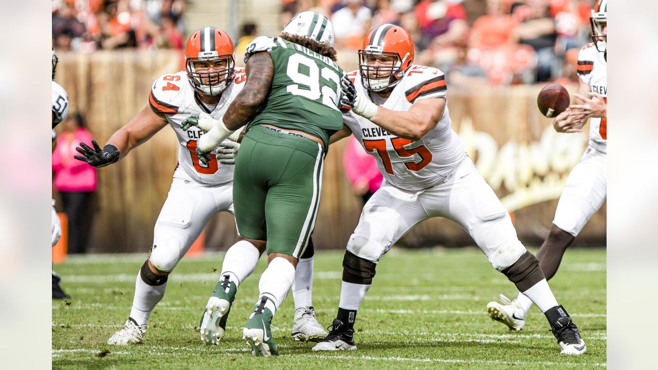 Latest On Browns' Center Competition, J.C. Tretter