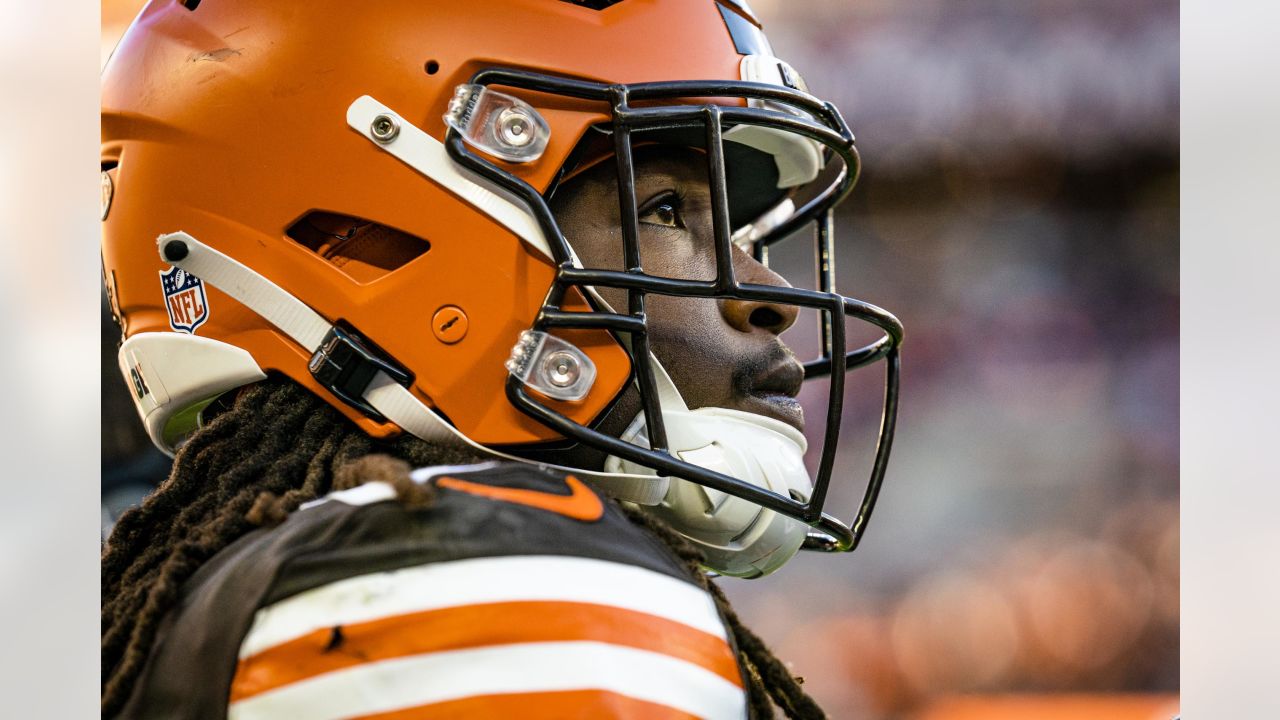 RB Kareem Hunt is ready to showcase his game in return to the Browns