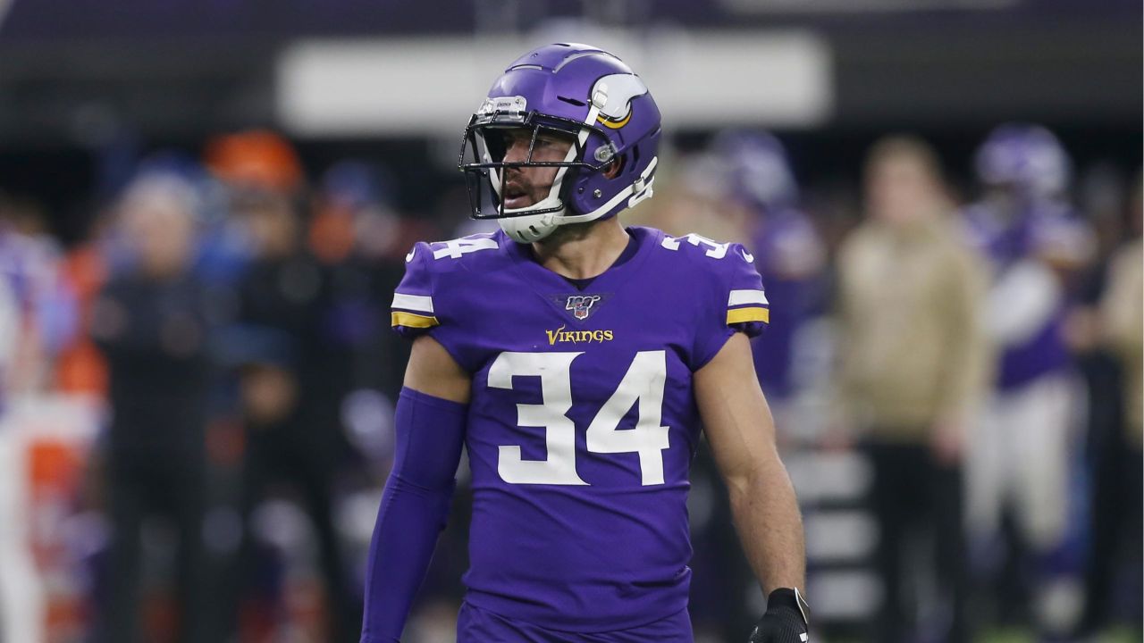 Los Angeles Rams safety Jordan Fuller (4) on the field during the second  half of an NFL football game against the Minnesota Vikings, Sunday, Dec.  26, 2021 in Minneapolis. Los Angeles won