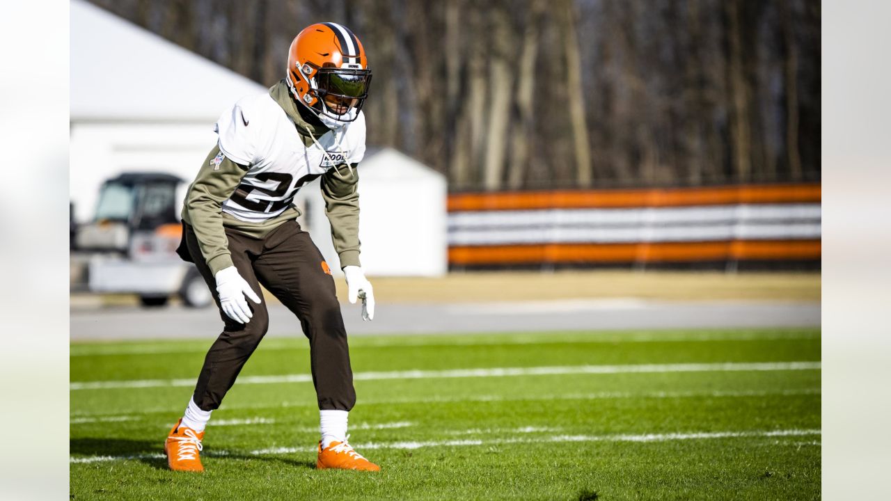 Browns-Saints matchup coldest regular season home game in franchise history