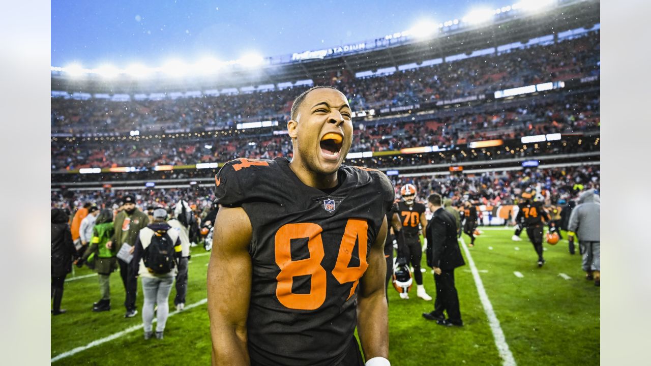 Cleveland Browns Nick Chubb nominated for FedEx Ground NFL Player of the  Week