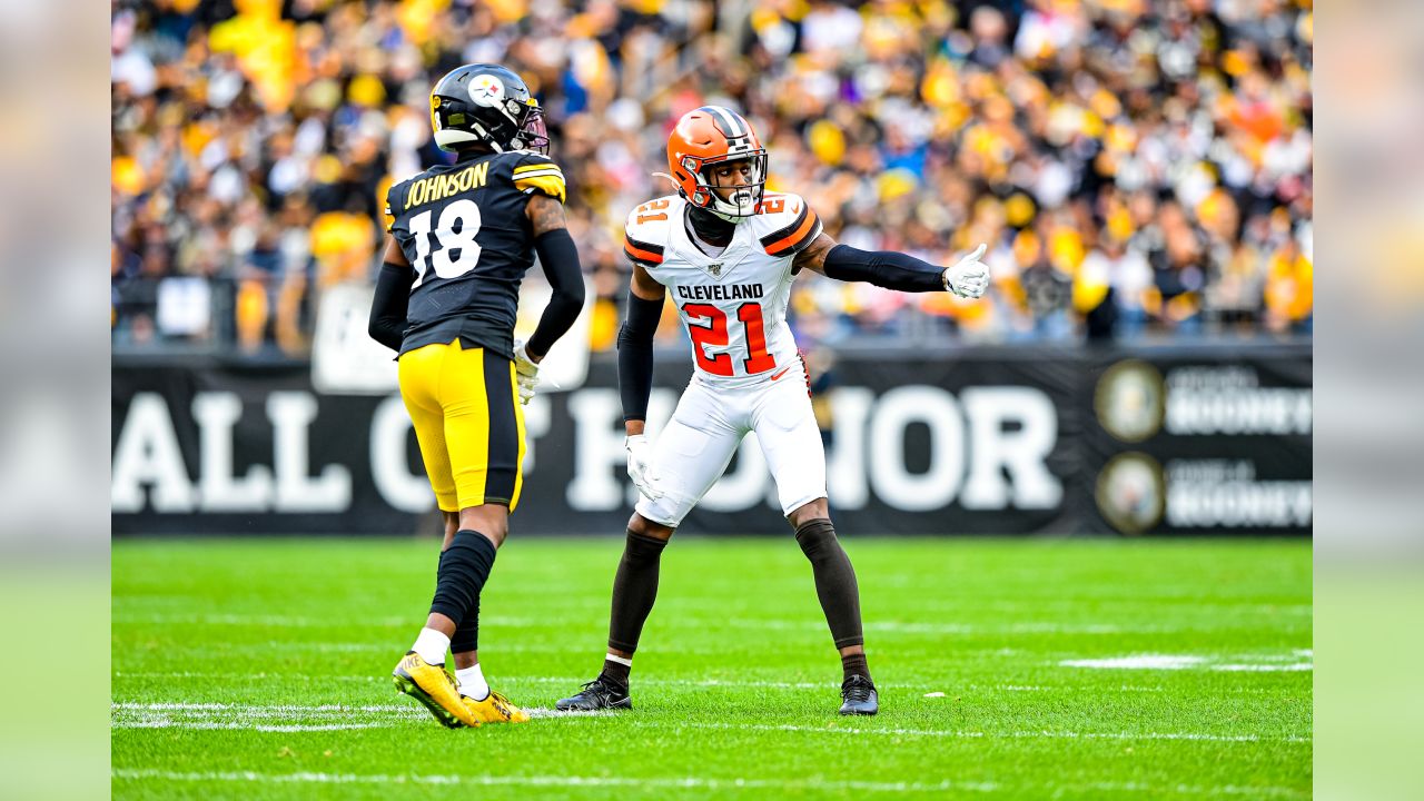 Browns end Steelers' four-game winning streak on surreal night in Cleveland