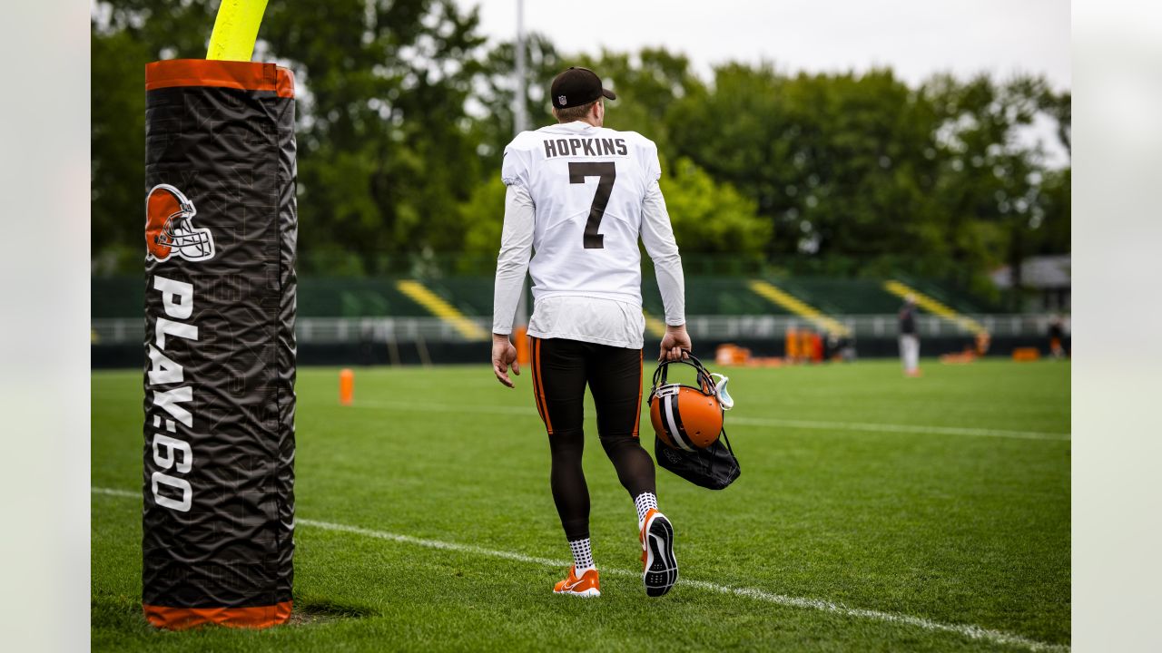 Who is Dustin Hopkins, the Browns' new kicker? 