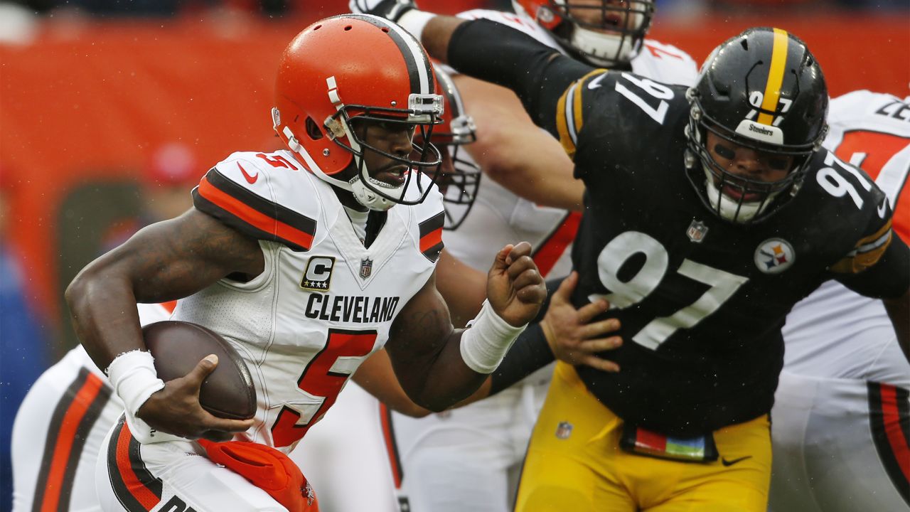 PHOTOS: Browns beat rival Steelers, 21-7