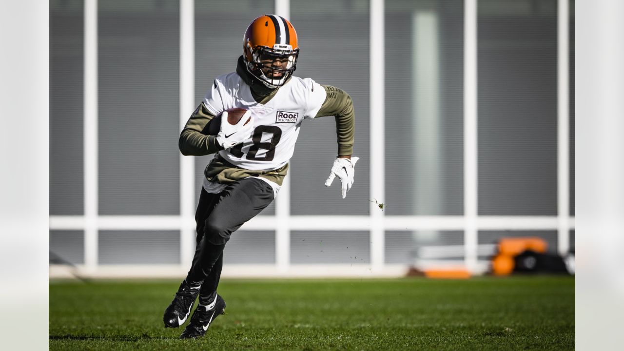 Denzel Ward Praises Rookie CB Greg Newsome II's Consistency, Versatility -  Steelers Depot