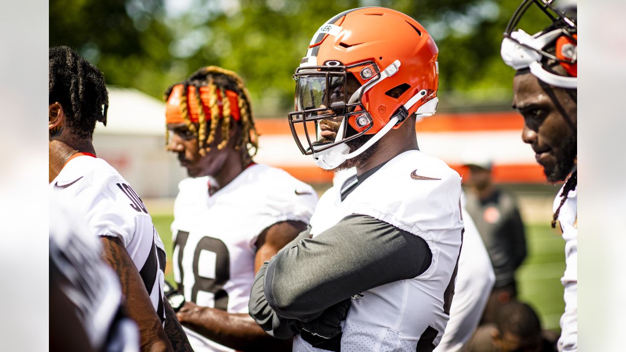 Cleveland Browns Malik Jackson Sends a Message to Teammates - Sports  Illustrated Cleveland Browns News, Analysis and More