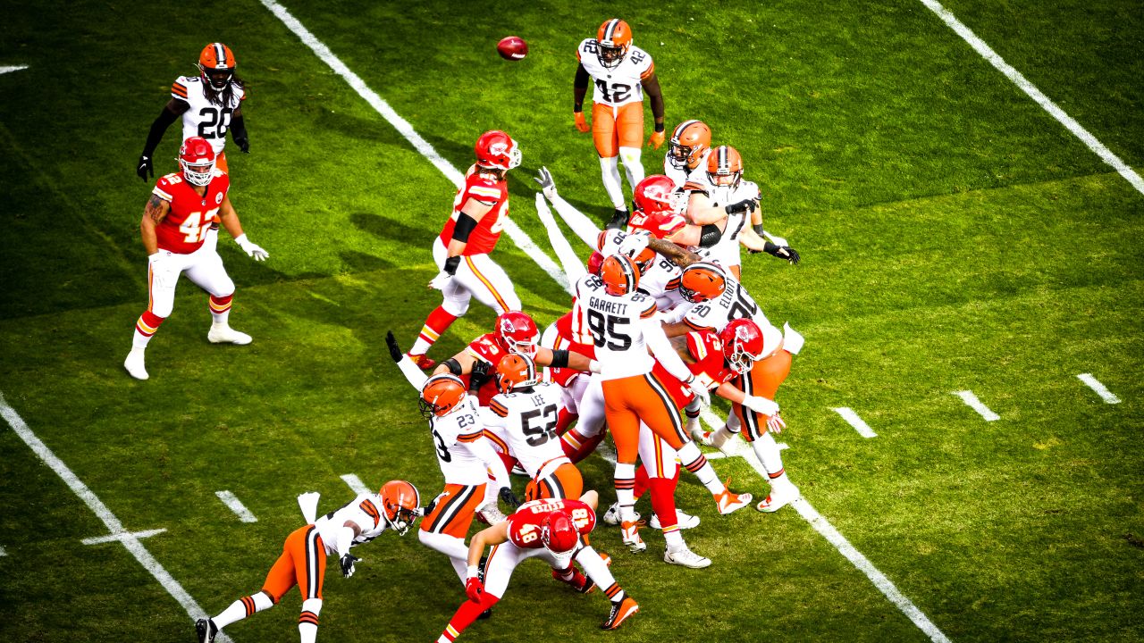 Photos: Divisional Round - Browns at Chiefs Game Action