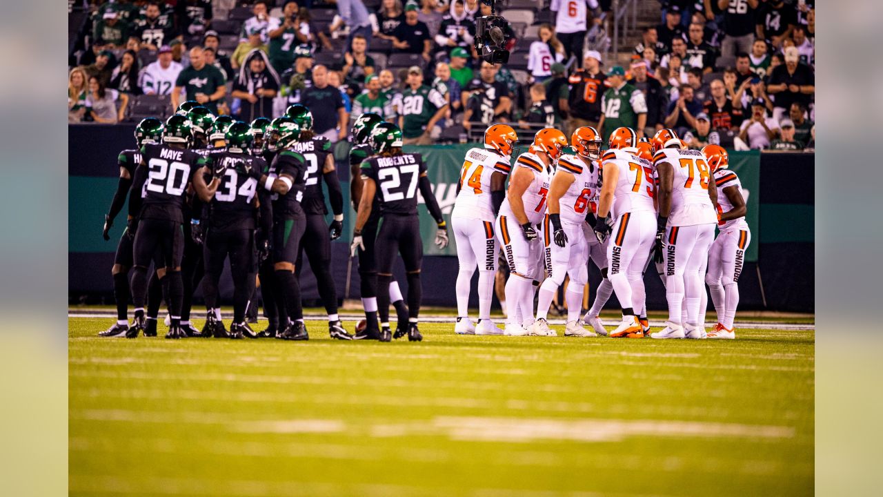 Photos: Week 2 - Jets at Browns Game Action