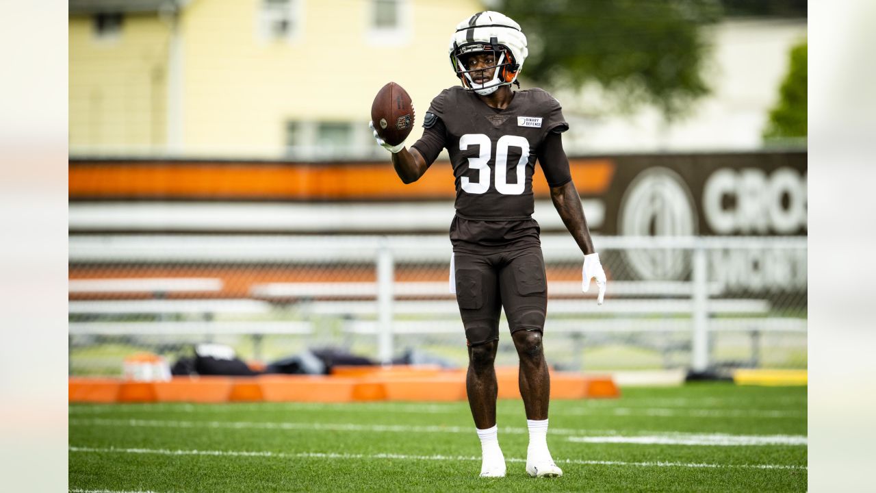 Watch: Bengals Release Hype Video Featuring 'White Bengal' Uniforms Ahead  of Matchup With Steelers - BVM Sports