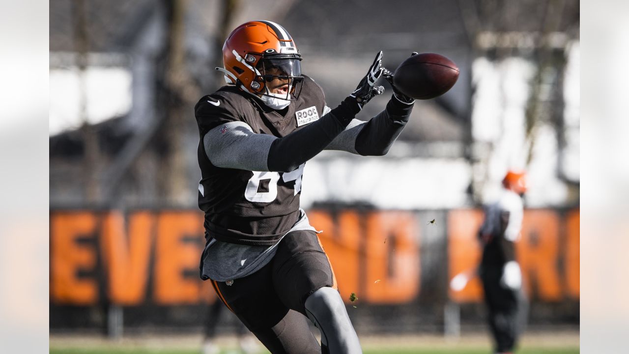 Cleveland Browns rule out CB Greg Newsome II for game vs. Tampa Bay  Buccaneers