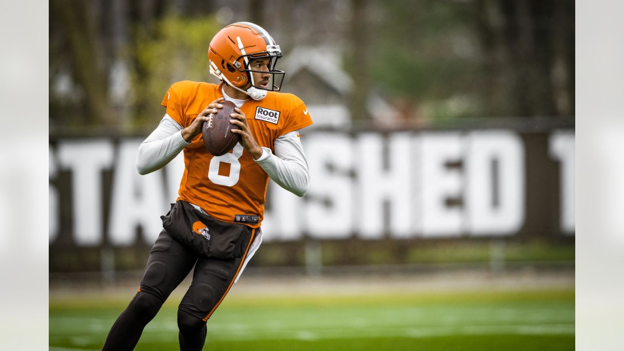 Deshaun Watson Back Practicing With Browns During Suspension