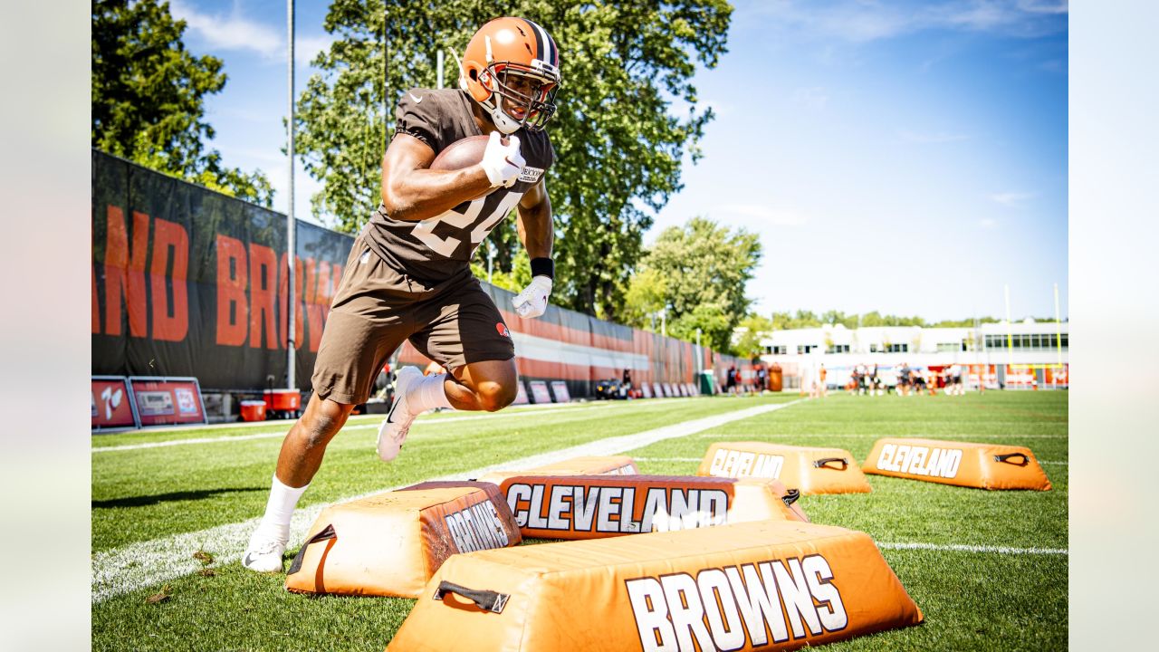 Nick Chubb nominated for FedEx Ground Player of the Year