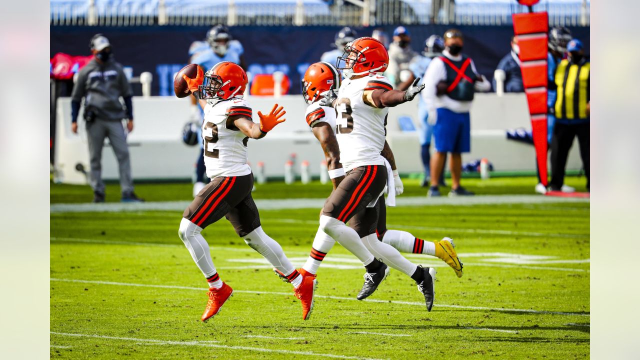 Browns vs. Titans Final Score: Cleveland's historic first-half leads to  41-35 victory over Titans - Dawgs By Nature