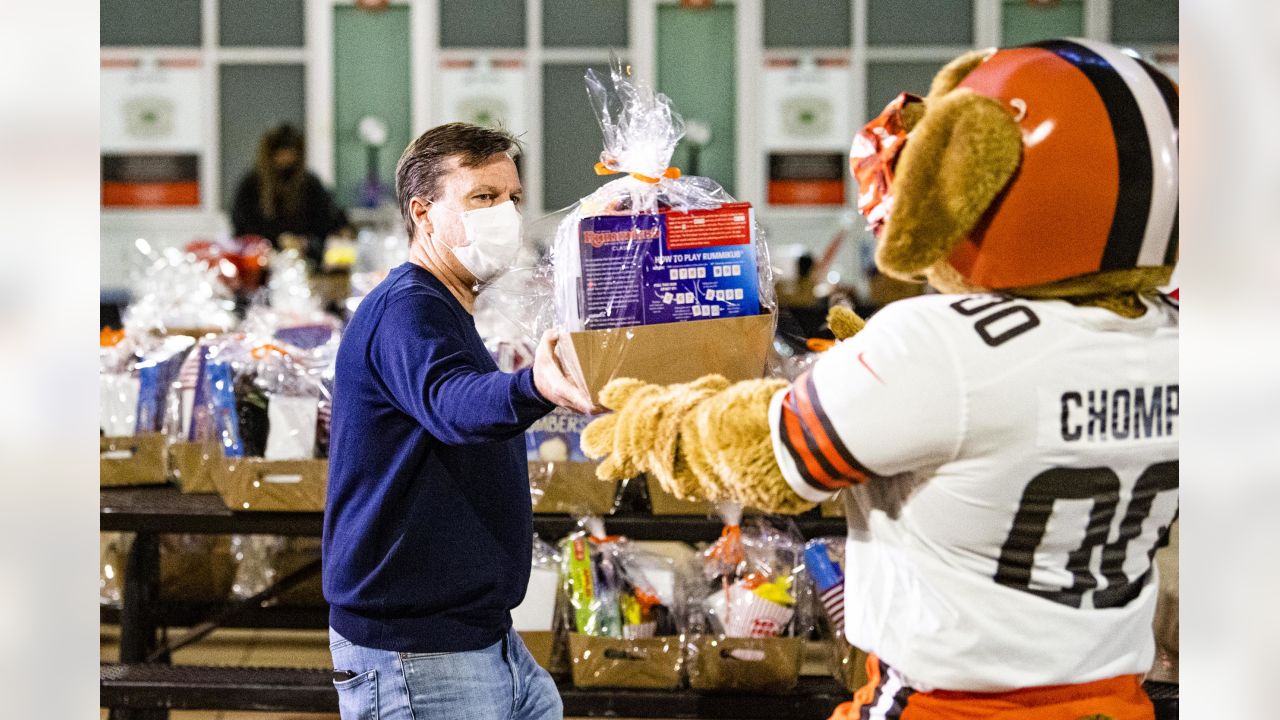 Browns to honor servicemen, servicewomen during Salute to Service game vs.  Texans