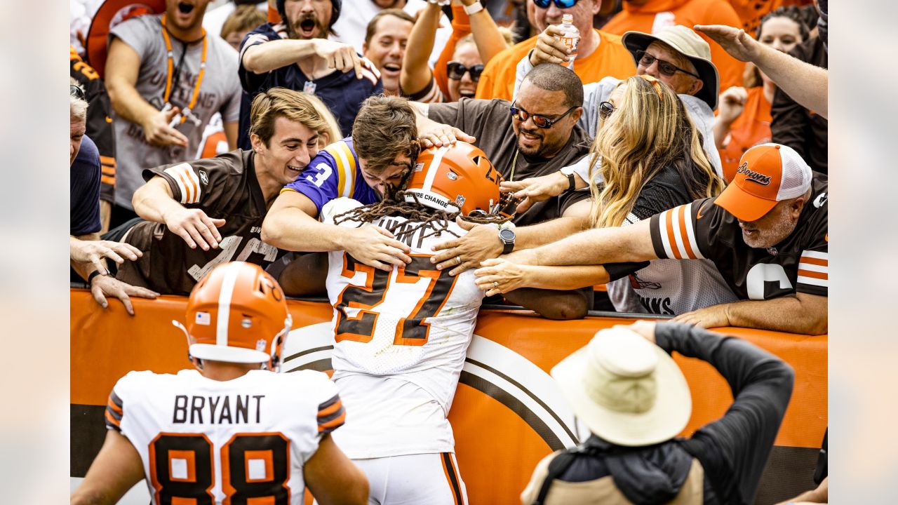 Cleveland Browns news: MNF, Kareem Hunt rumors, scary Browns games - Dawgs  By Nature