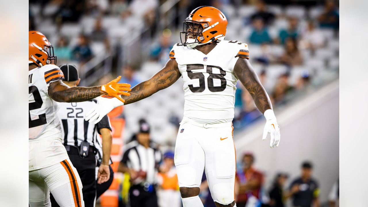 Cleveland Browns quarterback Joshua Dobbs (15) runs with the ball during an  NFL pre-season football game against the Washington Commanders, Friday,  Aug. 11, 2023, in Cleveland. (AP Photo/Kirk Irwin Stock Photo - Alamy