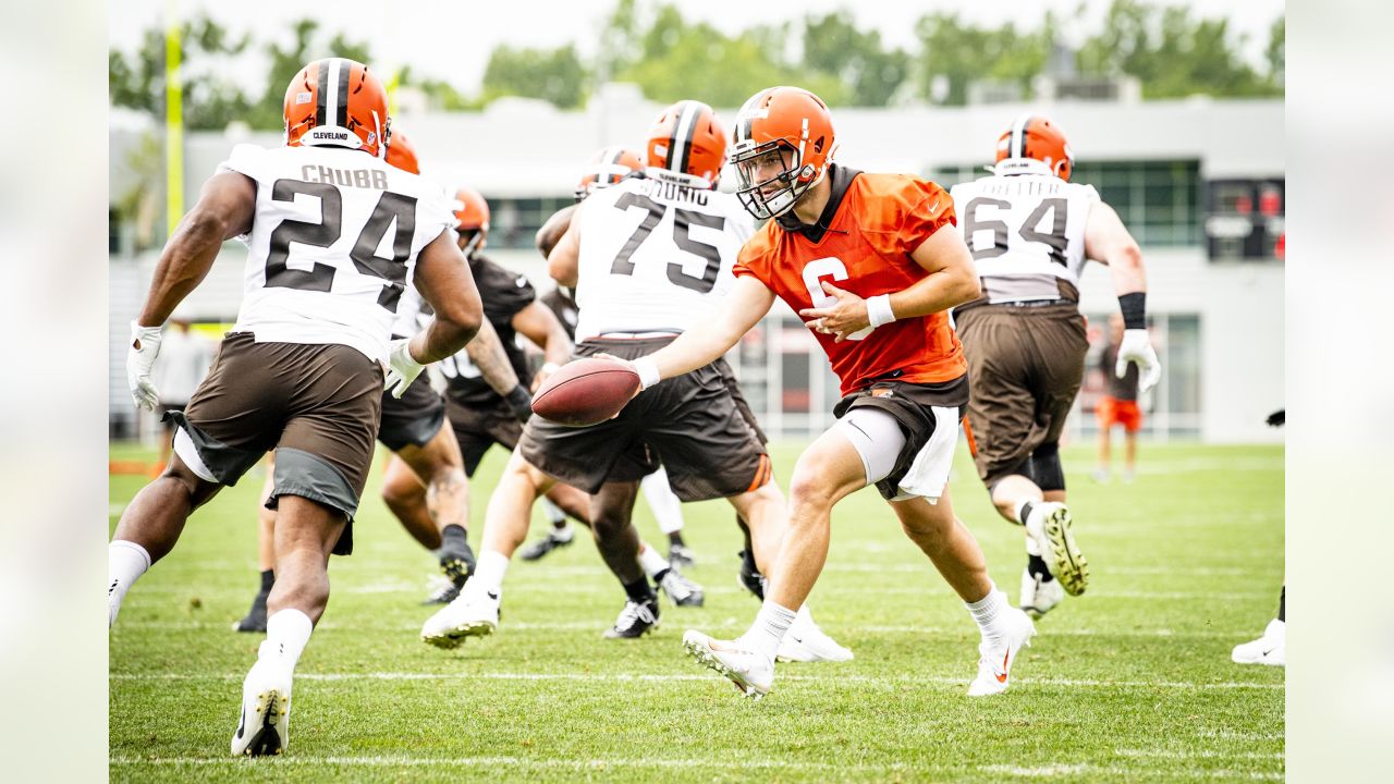 Confident Mayfield looks to build on early success with new team