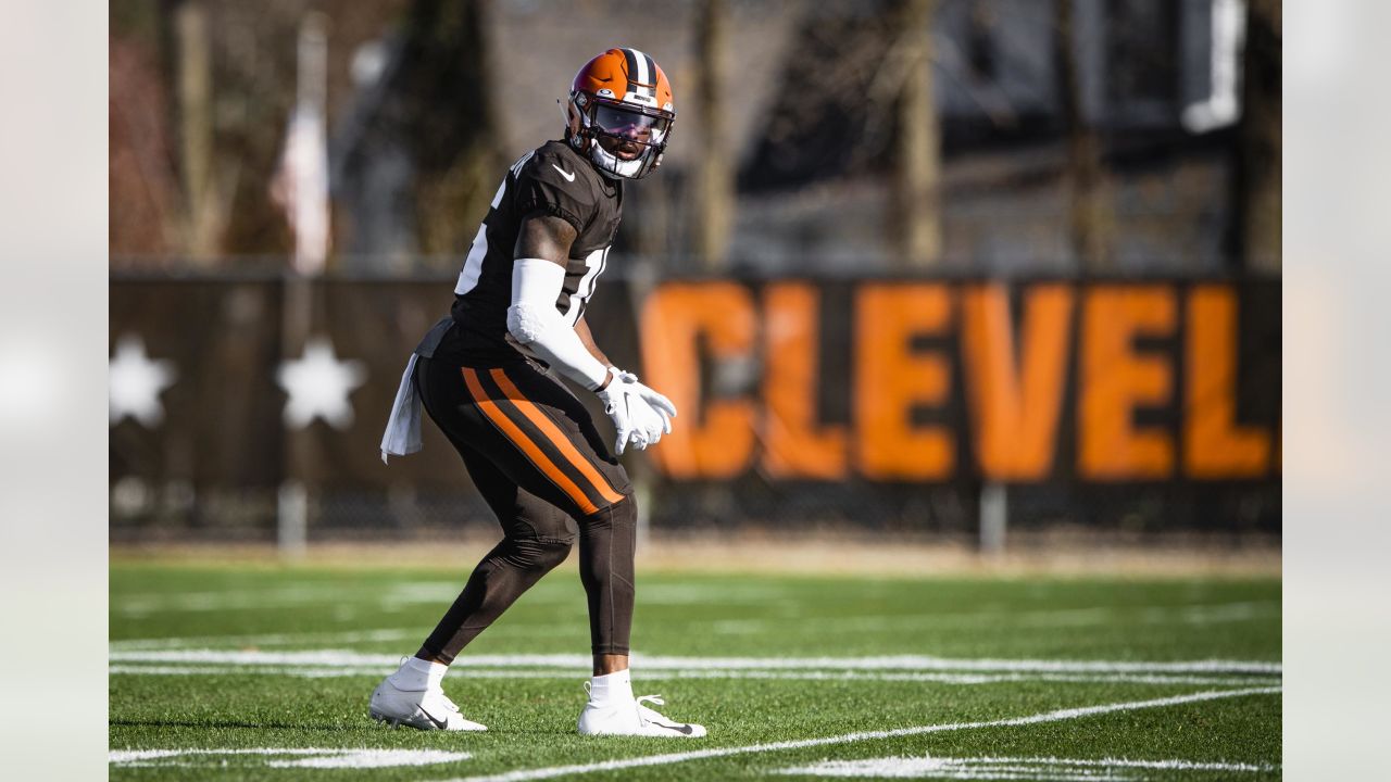 Injury Report: Browns rule out David Njoku, Jeremiah Owusu