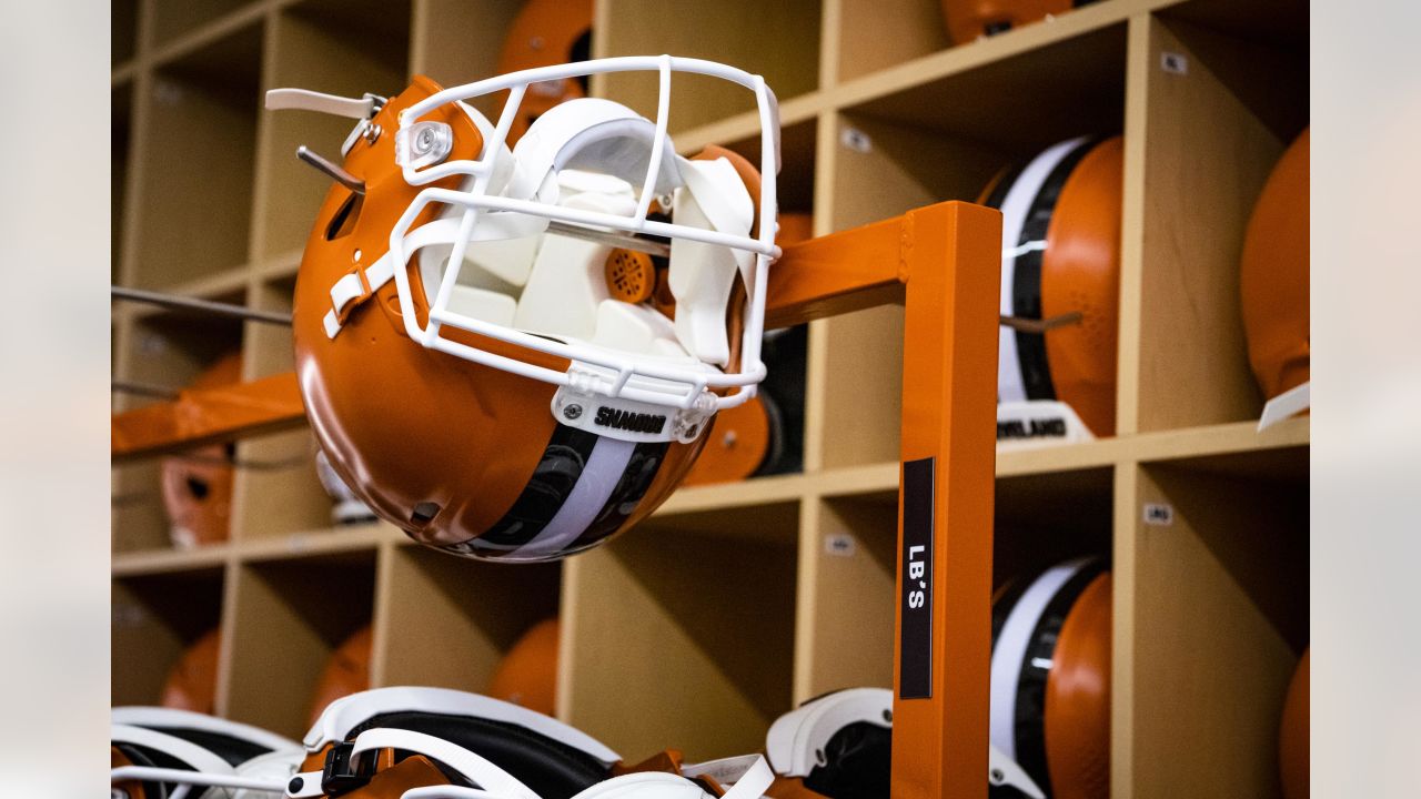 Browns to bring back white facemasks for Week 15 vs. Ravens