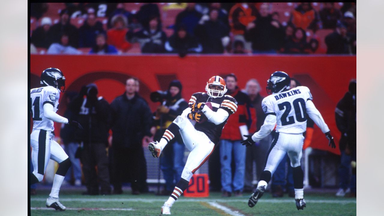 Tim Couch's 1999 Hail Mary gives new Cleveland Browns first victory: This  Day in Browns History 