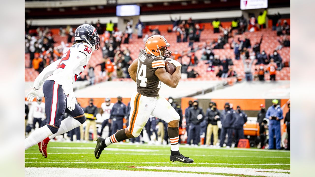 Browns nominate Nick Chubb for sportsmanship award for 3rd straight year