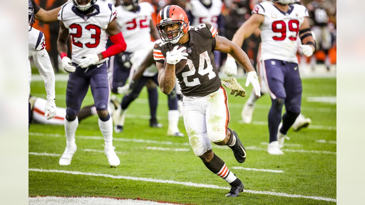 Browns nominate Nick Chubb for sportsmanship award for 3rd straight year