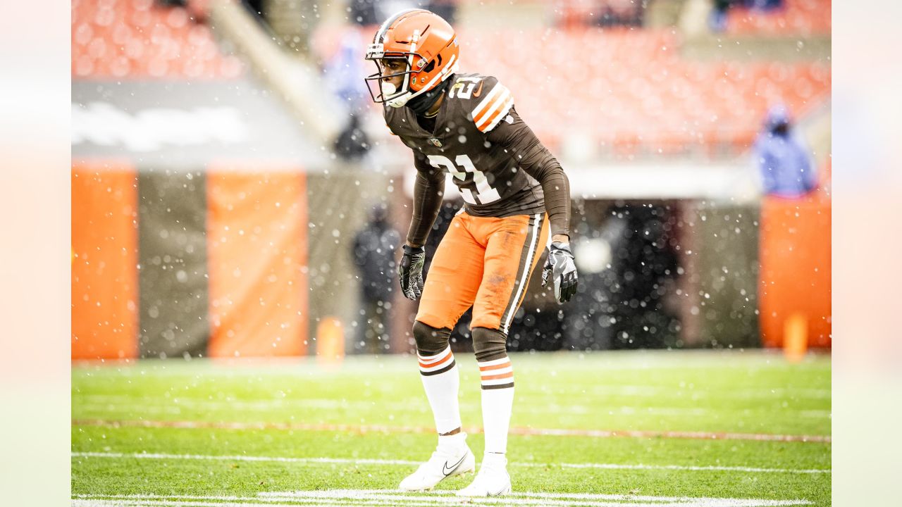 Browns cornerback Denzel Ward to cover major expenses for 21 Northeast  Ohioans