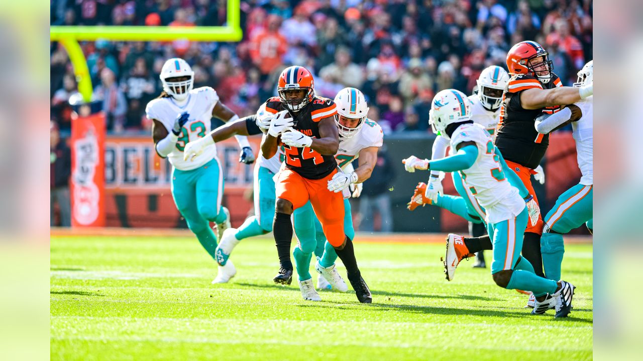 Photos: Week 12 - Browns vs. Dolphins Game Action