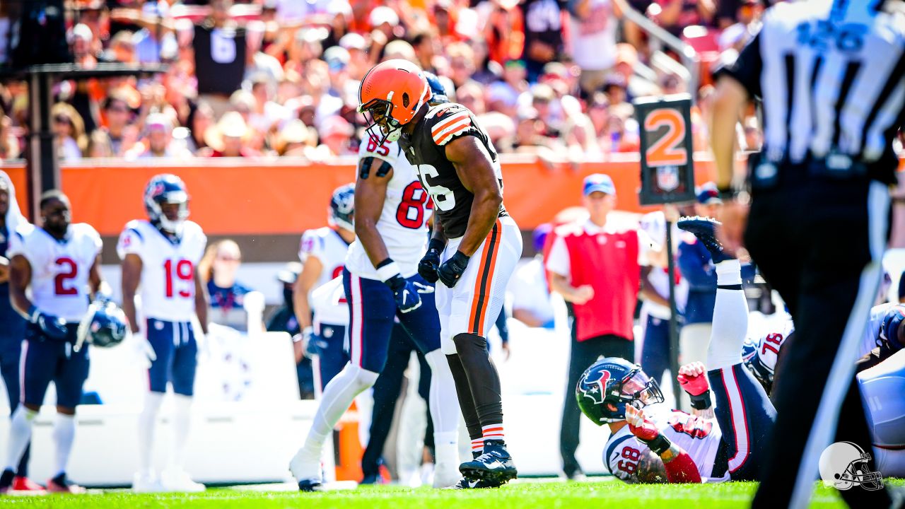 Browns overcome sloppy first half to down Texans, 31-21, in home opener 