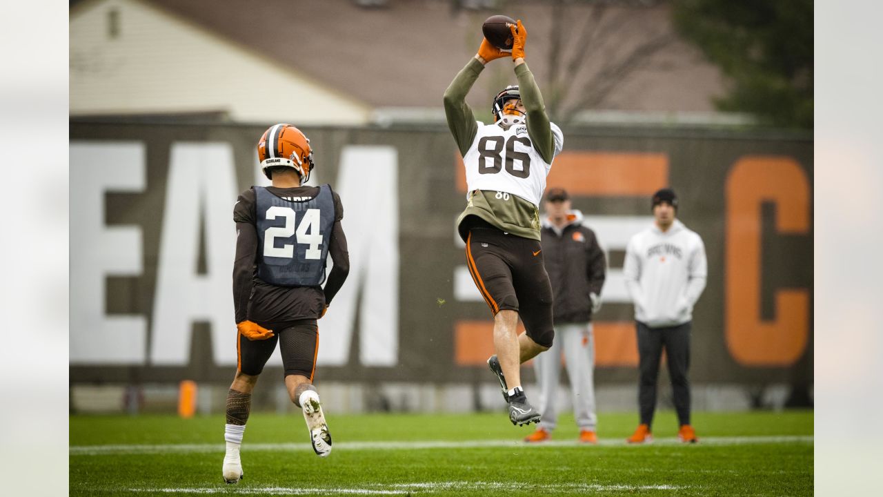 Browns to release Miller Forristall; familiarity makes him a