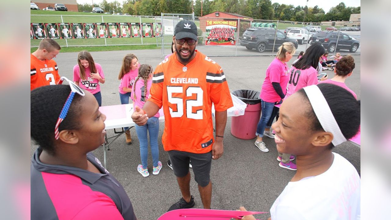 Students and faculty weigh in on NFL and breast cancer – The Connection