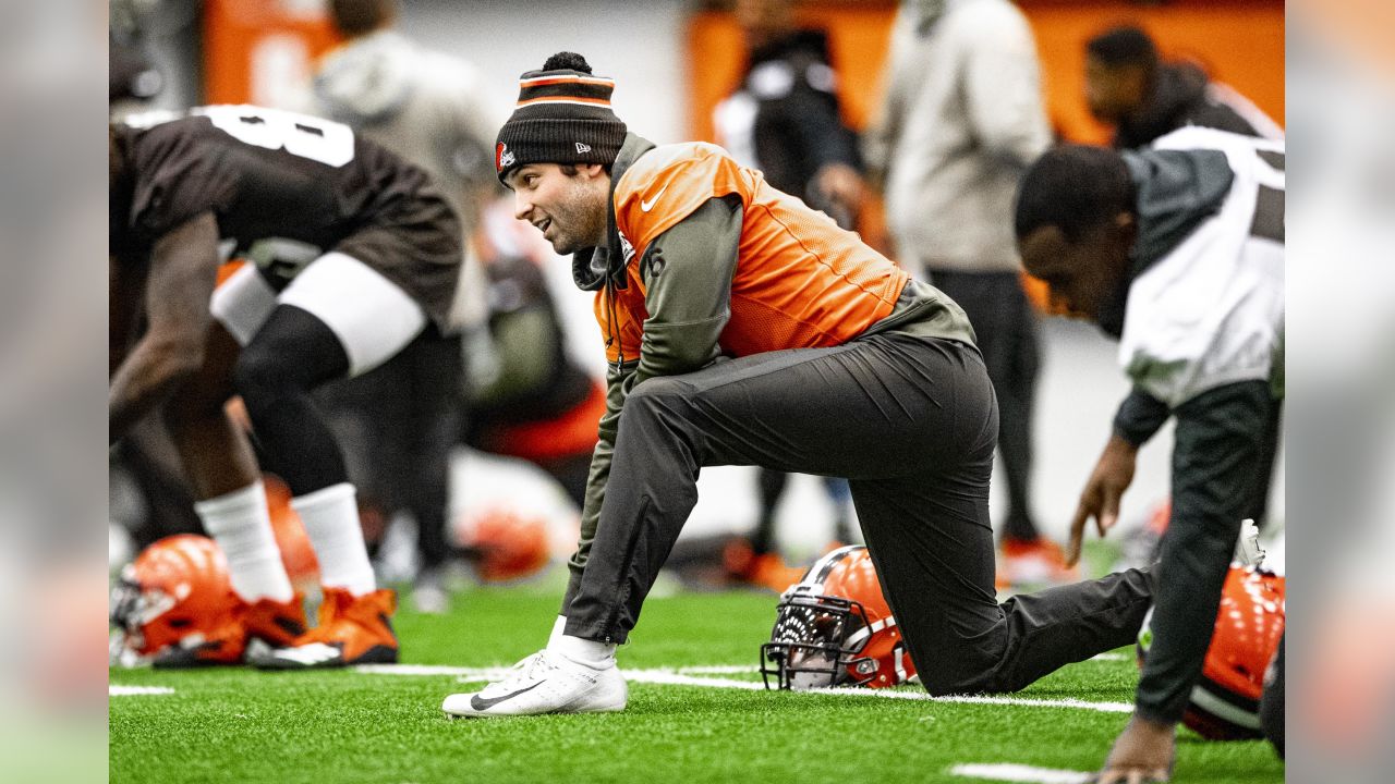 Father of Browns P Jamie Gillan to lead flyover at Bengals game