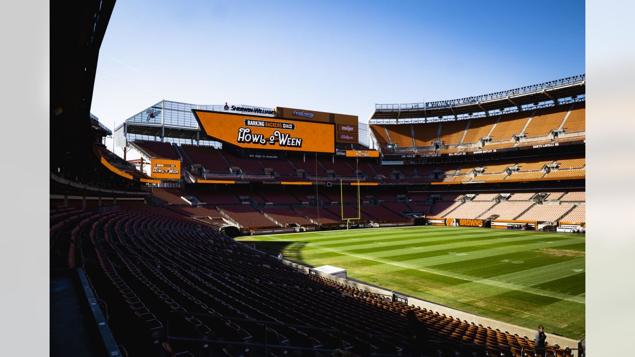 Cleveland Browns Barking Backers Club earns activation award