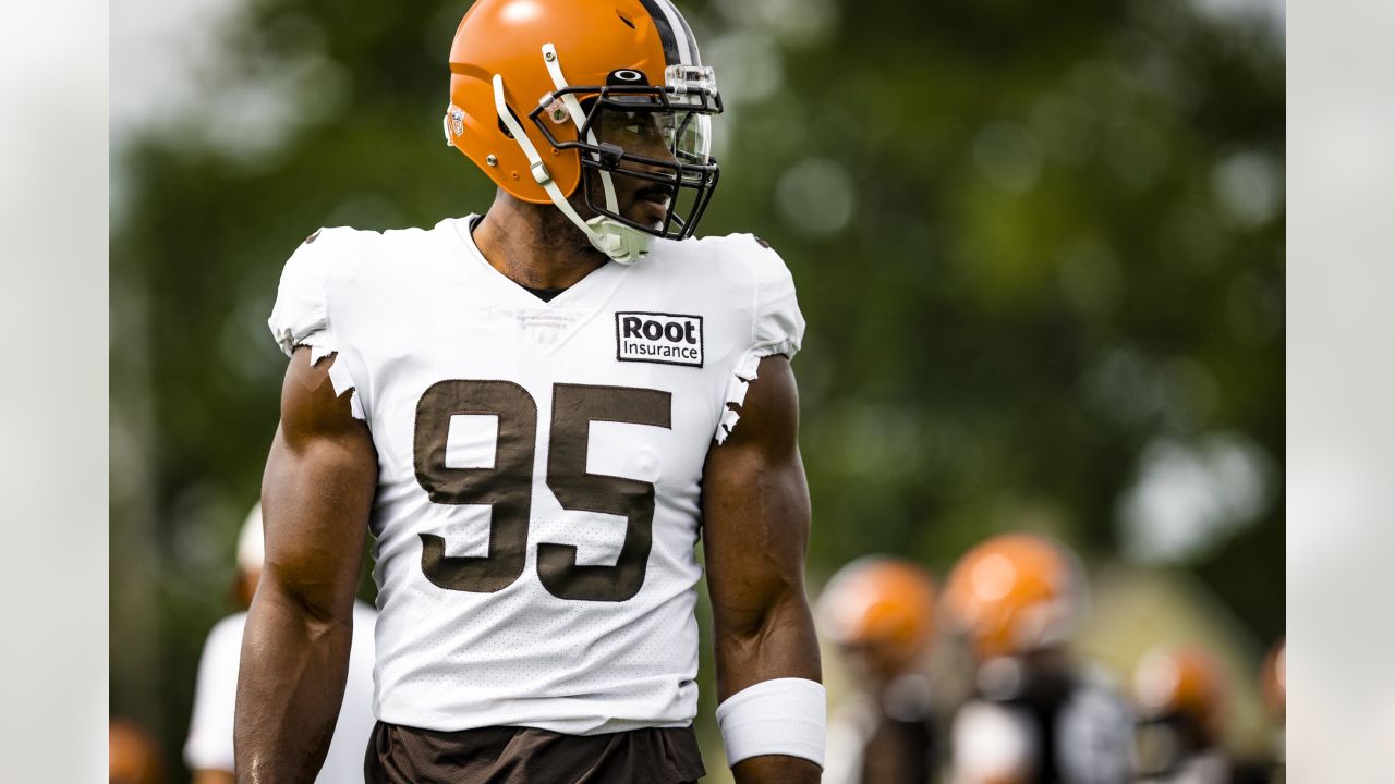 Cleveland Browns offensive tackle James Hudson III (66) lines up for a play  during an NFL football game against the Baltimore Ravens, Sunday, Dec. 12,  2021, in Cleveland. (AP Photo/Kirk Irwin Stock