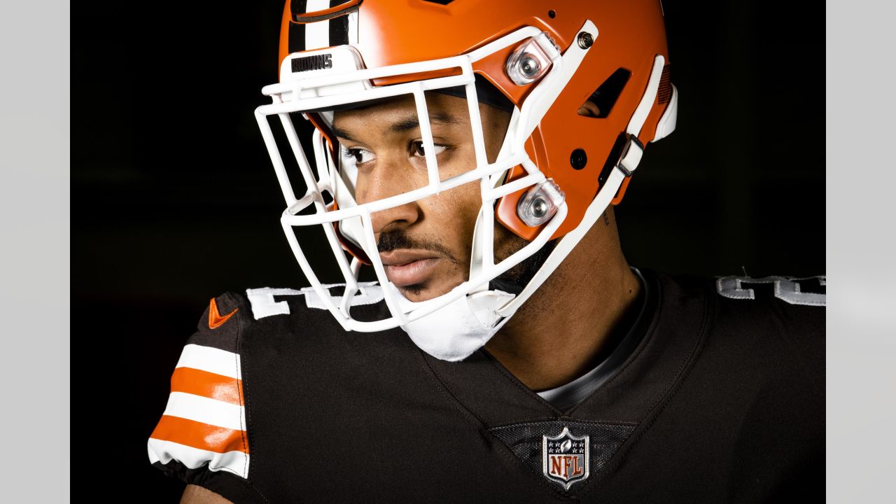 Cleveland Browns New Era M20 Gray Face Mask