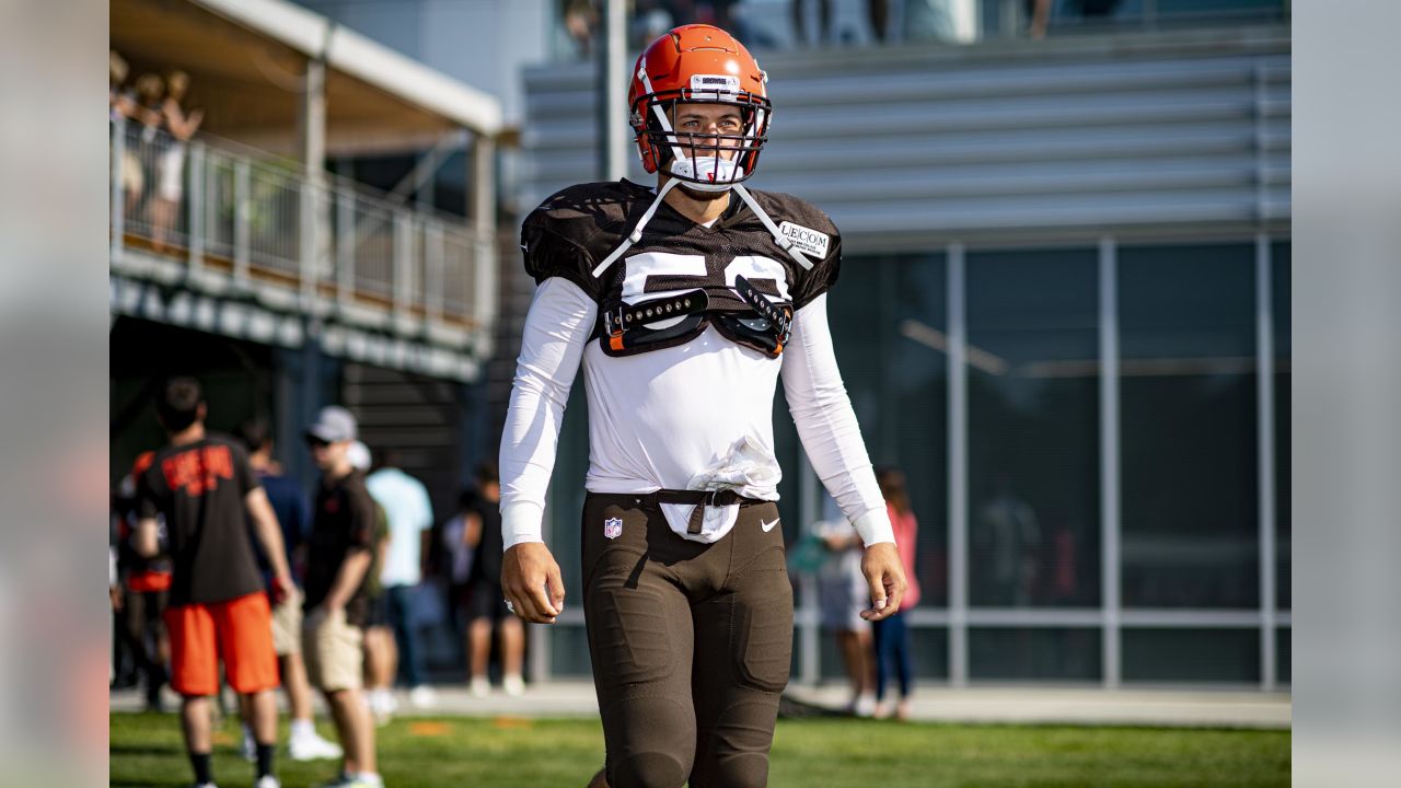 Is Joe Schobert the best to wear 53? Ranking the best Browns to