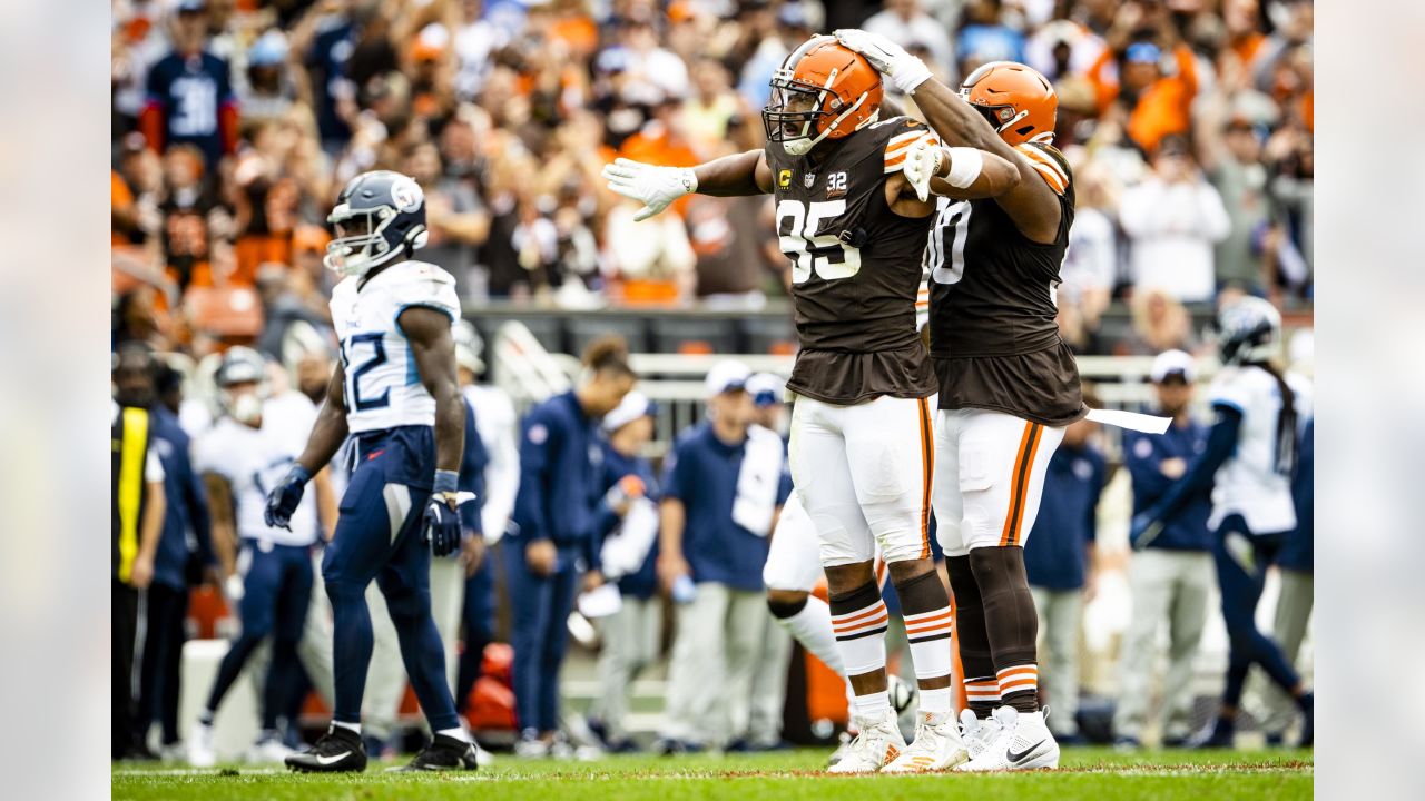 Ravens' Roquan Smith goes Savage Mode on mic, heats up Week 4 vs. Cleveland  Browns