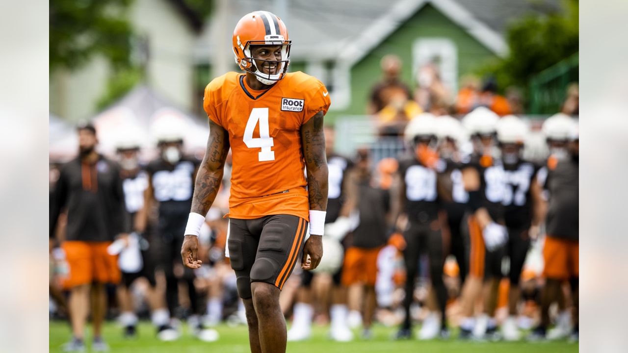 NFL training camp 2022 tracker: Browns C Nick Harris 'likely