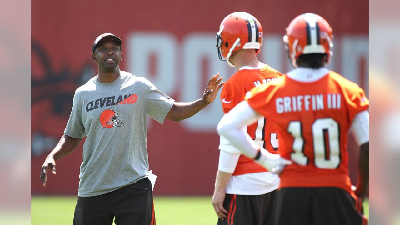 There's a Red Flag for Robert Griffin III and the Browns