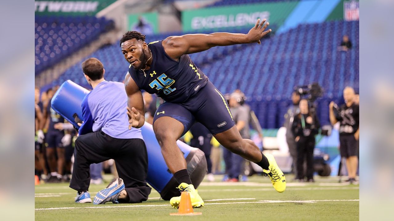 Larry Ogunjobi squatting over 700 pounds - Sports Illustrated Cleveland  Browns News, Analysis and More