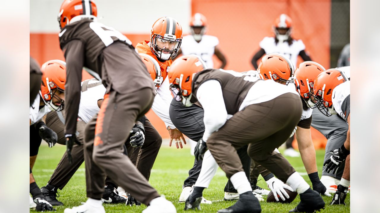 Browns To Sit Injured QB Baker Mayfield Thursday Night Against Broncos -  Steelers Depot