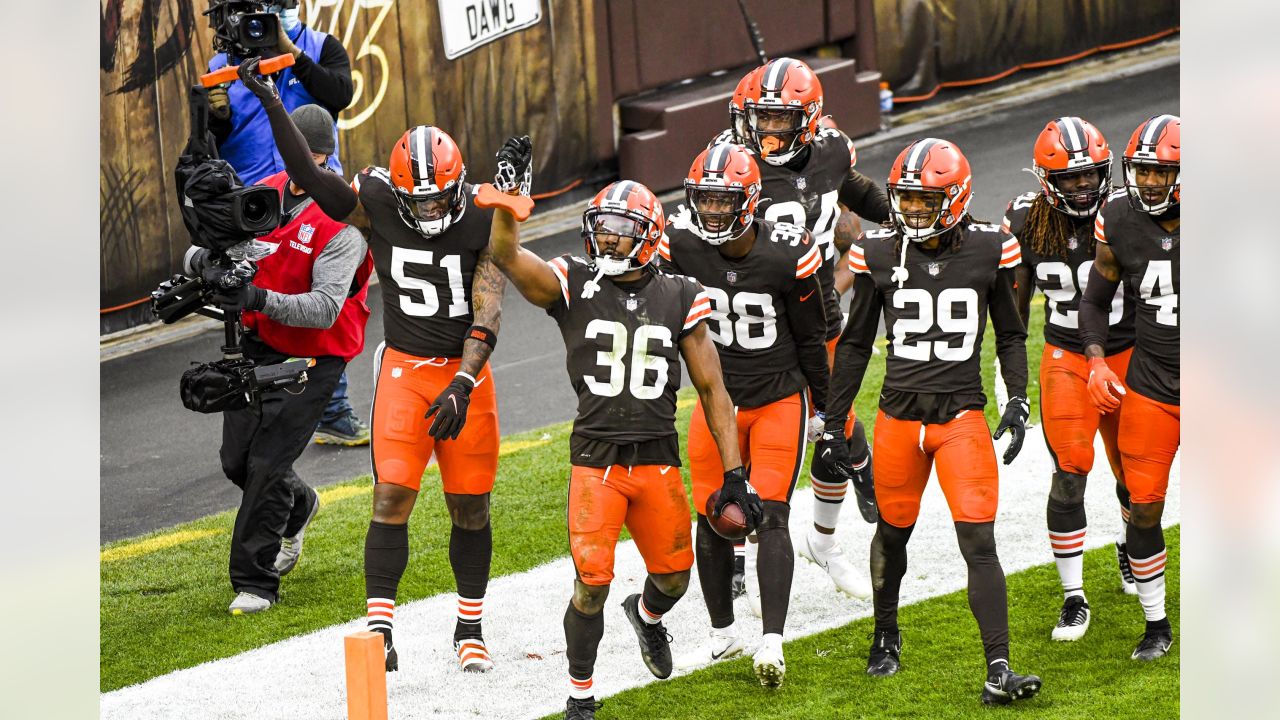 Cleveland Browns linebacker Mack Wilson is introduced before an