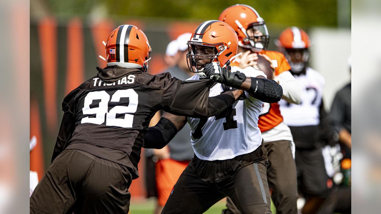 Baker Mayfield looks sharp at 1st practice of Jets week - News & Notes