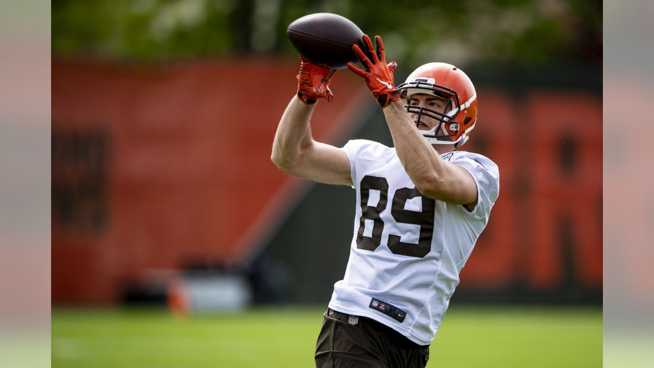 Cleveland Browns coaches say receiver Antonio Callaway is out of shape 