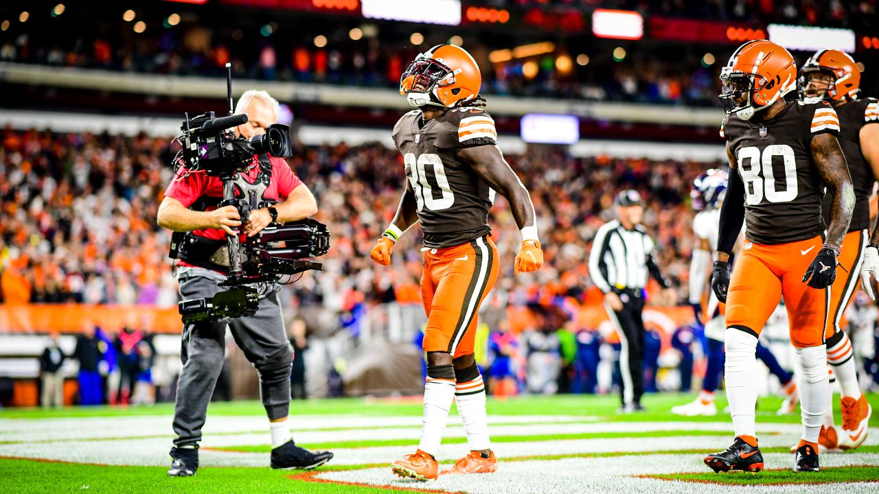 D'Ernest Johnson, making first NFL start, gouges Broncos for 146 yards in  Browns win